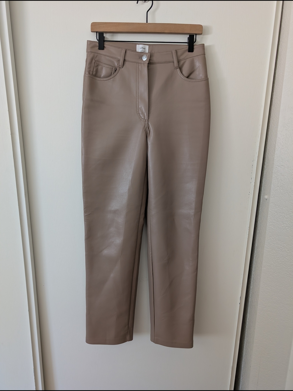 Aritzia Wilfred Womens 8 Brown Faux Leather Straight Leg Pants Classic Chic